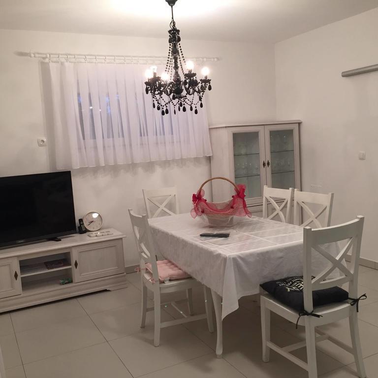 Holiday Home Sisko 特罗吉尔 外观 照片